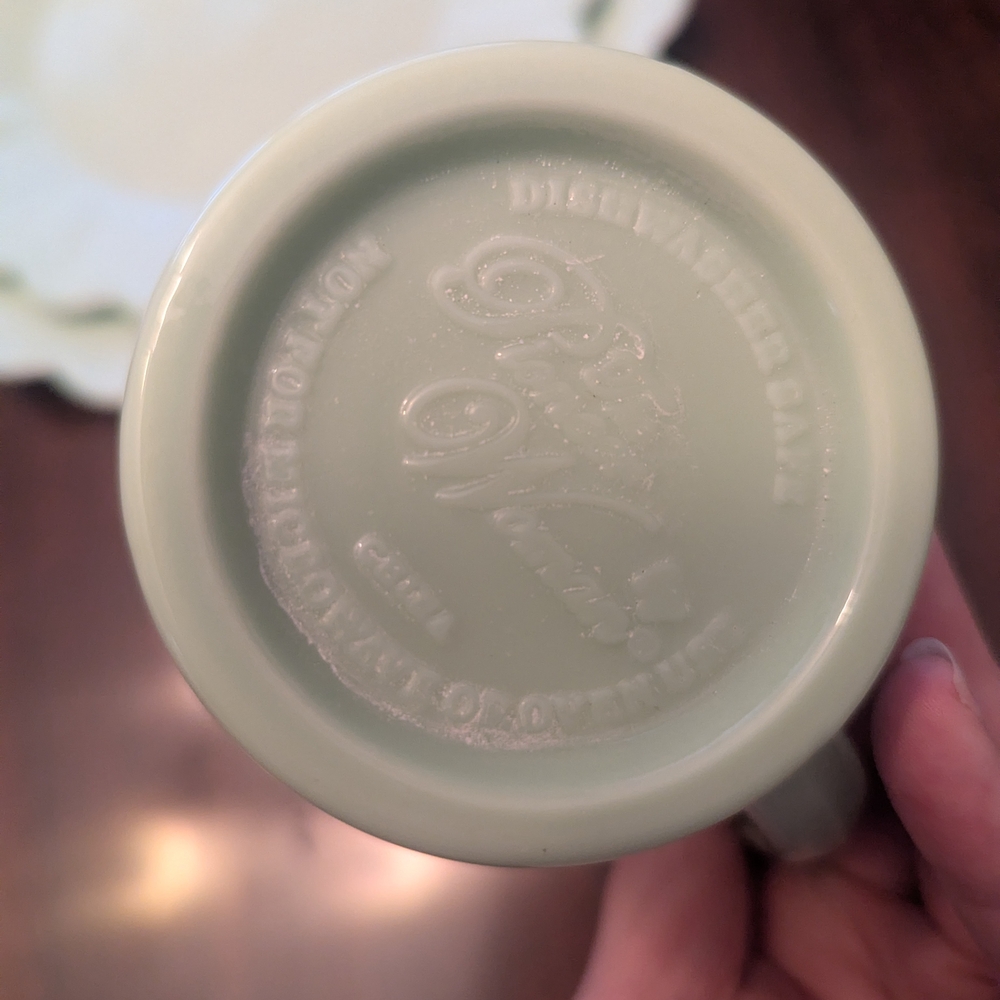 Pioneer Woman Dishes. Jade Green. Creamer, Scalloped Salad And Dinner Plates - Picture 6 of 11
